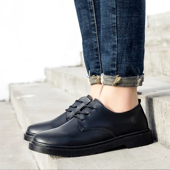 48 kodas Kasdien gatvės mados vyriški odiniai batai, Britų stiliaus juoda paprasta vyriški batai, studentams, apvalios galvos odos bateliai