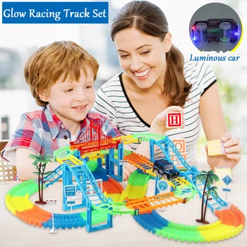 Geležinkelio stebuklinga lizdas stunt lenktynių sunkvežimis lanksti, žaislai berniukams, vaikų geležinkelis šviesos su automobilių lenktynių stebuklas kelio