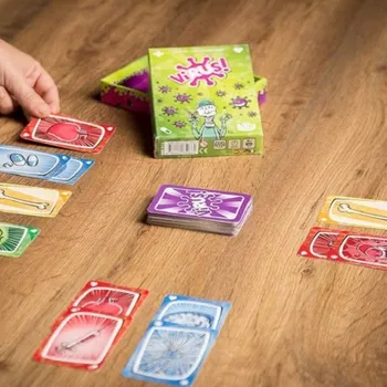 Tranjis Žaidimai - Virusas! -Kortų žaidimas-labai užkrečiantis žaidimas. Ispanų kalba. + 8 metų
