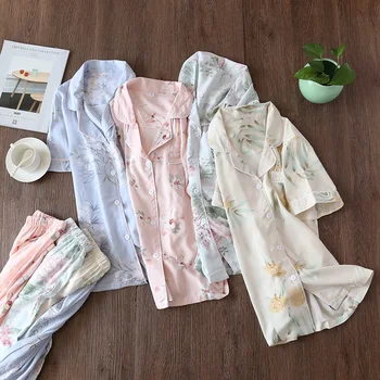 Vasarą Šviežią Viskozė pižama rinkiniai moterims sleepwear Japonijos atsitiktinis Trumpas rankovės kelnės Gėlių šortai pižama rinkiniai moterims
